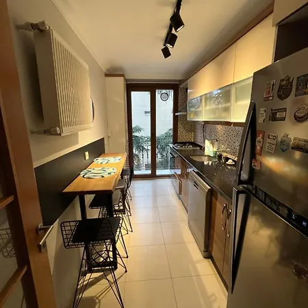 Newly Decorated Close To Sisli Metro In